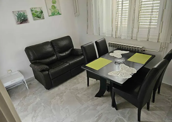 In - Riviera 17889 Apartmán Zadar