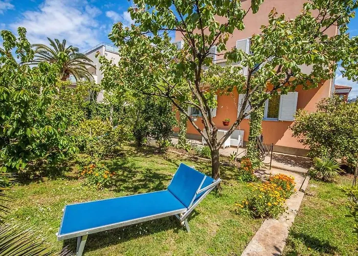 In - Riviera 17889 扎达尔